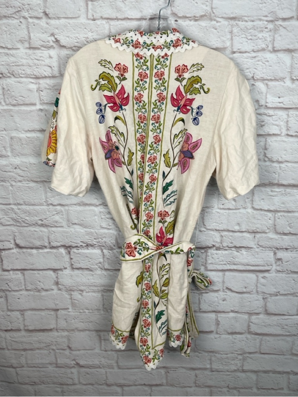 FARM Rio Off-White Floral Insects Cream Linen Romper Size Large - Picture 3 of 14